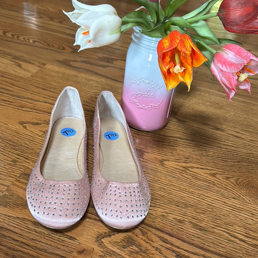 Sparkling Elegant Pink Women's Flats 💖